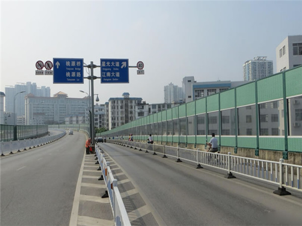 高架桥声屏障